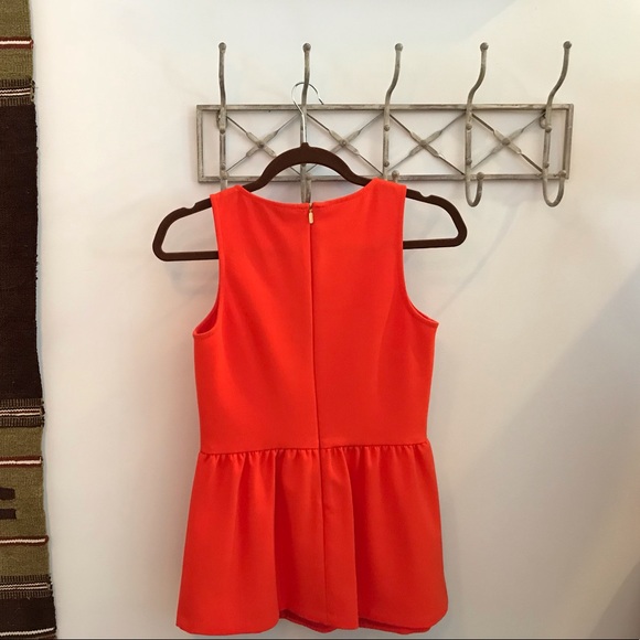 Trina Turk sleeveless peplum top XS - Picture 2 of 4